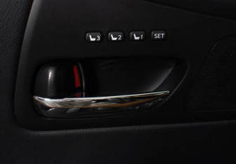 Подержанный автомобиль Lexus RX 2013 года (19 фото)