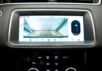 Подержанный автомобиль Land Rover Range Rover Evoque 2020 года (23 фото)