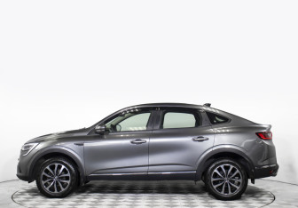 Подержанный автомобиль Renault Arkana 2021 года (8 фото)