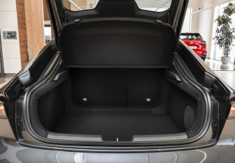 Новый Changan UNI-V 2024 (10 фото)