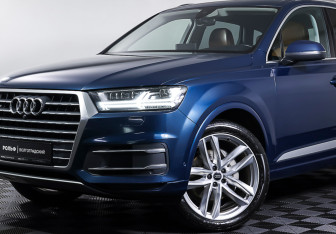 Подержанный автомобиль Audi Q7 2018 года (27 фото)
