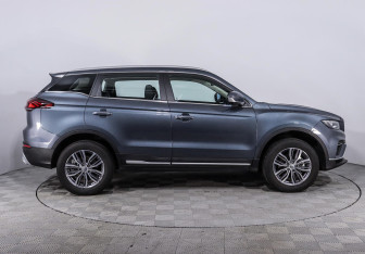 Подержанный автомобиль Geely Atlas Pro 2022 года (4 фото)