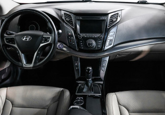 Подержанный автомобиль Hyundai i40 Wagon 2012 года (6 фото)