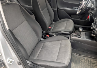 Подержанный автомобиль Kia Rio Hatchback 2021 года (22 фото)