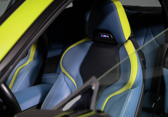 Подержанный автомобиль BMW M4 Coupe 2021 года (18 фото)