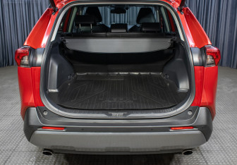 Подержанный автомобиль Toyota RAV4 2021 года (10 фото)