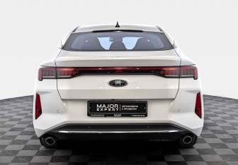 Подержанный автомобиль Москвич 6 2023 года (6 фото)