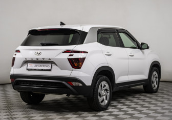 Подержанный автомобиль Hyundai Creta 2022 года (5 фото)