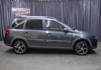Подержанный автомобиль LADA (ВАЗ) Kalina Wagon 2016 года (4 фото)