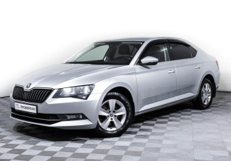 Подержанный автомобиль Skoda Superb Liftback 2016 года (2 фото)