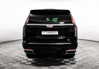 Подержанный автомобиль Cadillac Escalade Suv 2022 года (6 фото)
