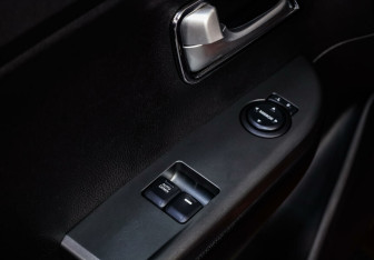 Подержанный автомобиль Kia Rio Sedan 2016 года (10 фото)