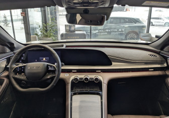 Новый Exeed TXL 2025 (10 фото)