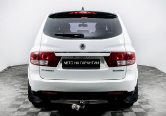 Подержанный автомобиль SsangYong Kyron 2013 года (4 фото)