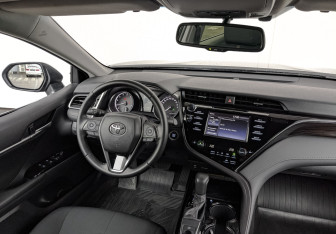 Подержанный автомобиль Toyota Camry Sedan 2020 года (29 фото)
