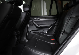 Подержанный автомобиль BMW X3 2016 года (11 фото)