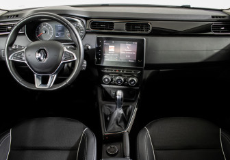 Подержанный автомобиль Renault Arkana 2019 года (11 фото)