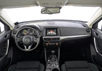 Подержанный автомобиль Mazda CX-5 2015 года (14 фото)