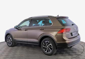 Подержанный автомобиль Volkswagen Tiguan 2018 года (7 фото)