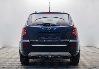 Подержанный автомобиль Opel Antara 2008 года (4 фото)