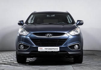Подержанный автомобиль Hyundai ix35 2010 года (2 фото)