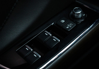 Подержанный автомобиль Mazda CX-9 2021 года (23 фото)