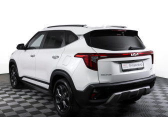 Подержанный автомобиль Kia Seltos 2024 года (7 фото)