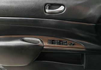 Подержанный автомобиль Nissan Teana 2012 года (15 фото)