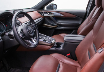 Подержанный автомобиль Mazda CX-9 2019 года (9 фото)