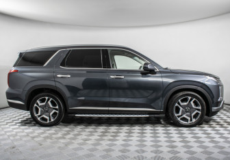 Подержанный автомобиль Hyundai Palisade 2023 года (4 фото)