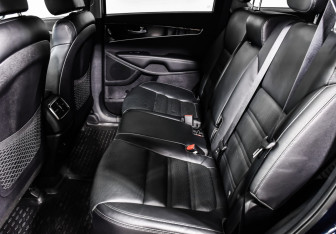 Подержанный автомобиль Kia Sorento 2019 года (12 фото)