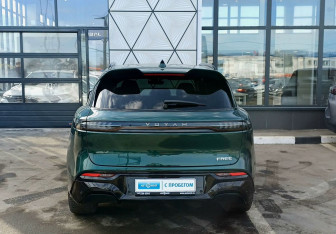 Подержанный автомобиль Voyah Free 2024 года (6 фото)