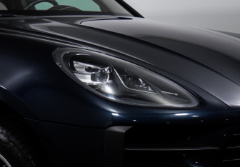 Подержанный автомобиль Porsche Macan 2019 года (17 фото)