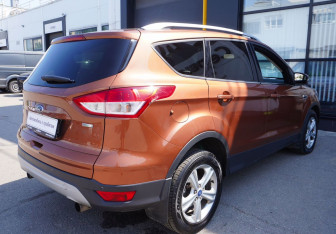 Подержанный автомобиль Ford Kuga 2013 года (5 фото)