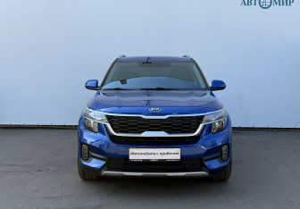 Подержанный автомобиль Kia Seltos 2021 года (2 фото)