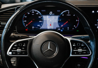 Подержанный автомобиль Mercedes-Benz GLE 2019 года (30 фото)