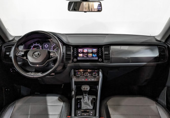 Подержанный автомобиль Skoda Kodiaq 2021 года (14 фото)