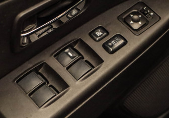 Подержанный автомобиль Mitsubishi ASX 2012 года (16 фото)