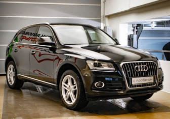 Подержанный автомобиль Audi Q5 2015 года (3 фото)