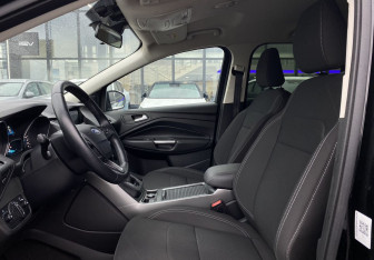 Подержанный автомобиль Ford Kuga 2019 года (20 фото)