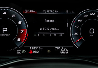 Подержанный автомобиль Audi A6 Sedan 2020 года (11 фото)