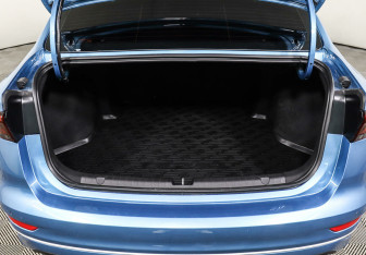 Подержанный автомобиль Geely Emgrand 2023 года (18 фото)