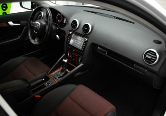 Подержанный автомобиль Audi A3 Hatchback 2012 года (22 фото)