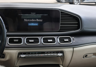 Подержанный автомобиль Mercedes-Benz GLE 2021 года (15 фото)