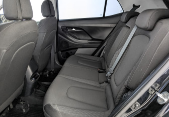 Подержанный автомобиль Hyundai Creta 2021 года (18 фото)