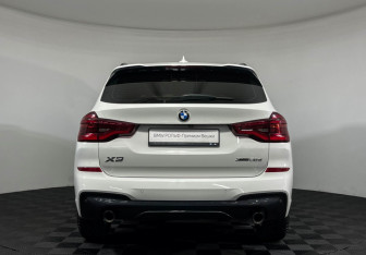Подержанный автомобиль BMW X3 2021 года (4 фото)