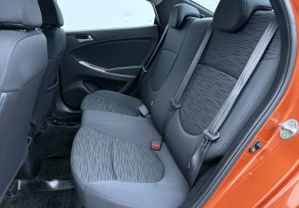 Подержанный автомобиль Hyundai Solaris Sedan 2014 года (11 фото)