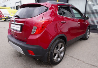 Подержанный автомобиль Opel Mokka 2012 года (5 фото)