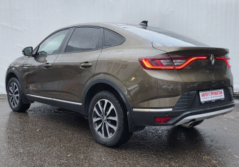 Подержанный автомобиль Renault Arkana 2021 года (7 фото)