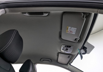 Подержанный автомобиль Geely Coolray 2022 года (23 фото)